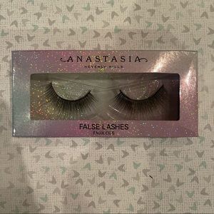 Anastasia Beverly Hills. False Lashes BRAND NEW